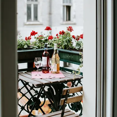 At Wawel - Kazimierz - *