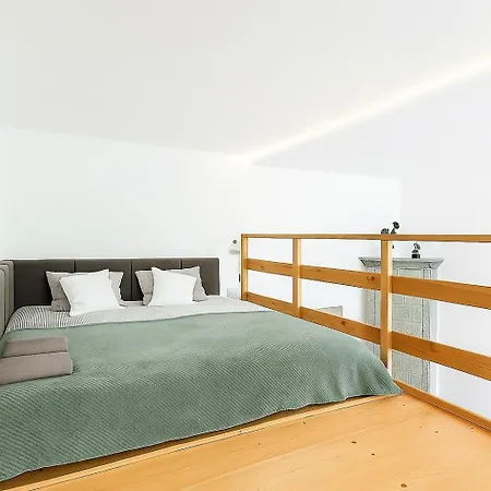Apartment Przy Wawelu 80 M2 6 Osob Kazimierz Krakau